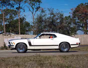1970 Ford Mustang Boss 302 with shaker hood scoop option (63B)