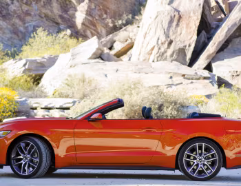 2015–17 Ford Mustang EcoBoost Convertible [North America] '2014–17