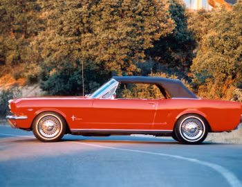 1965 Ford Mustang Convertible (76А)