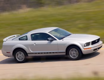 2005–08 Ford Mustang Coupe '2004–08