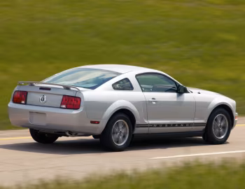 2005–08 Ford Mustang Coupe '2004–08