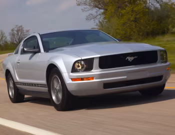 2005–08 Ford Mustang Coupe '2004–08