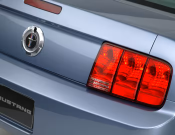 2005–08 Ford Mustang Coupe '2004–08