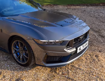 Ford Mustang Dark Horse [UK-spec] '2024–pr.