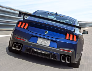 2027 Ford Mustang Dark Horse SC Track Pack [North America] '2026