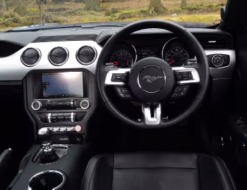 Panel frontal Ford Mustang EcoBoost Fastback [UK-spec] '2015–17