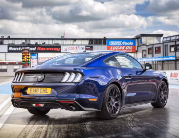 Ford Mustang EcoBoost Fastback [UK-spec] '2018–23
