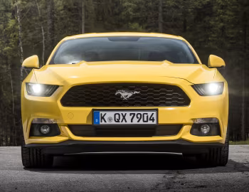 Ford Mustang EcoBoost Fastback [EU-spec] '2015–17