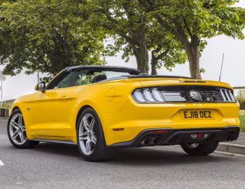 Ford Mustang GT Convertible [UK-spec] '2018–23