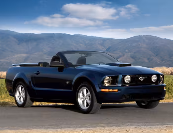 2005–09 Ford Mustang GT Convertible [North America] '09.2004–12.2008