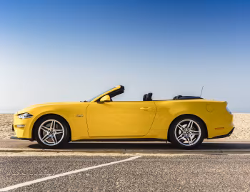 Ford Mustang GT Convertible [UK-spec] '2018–23