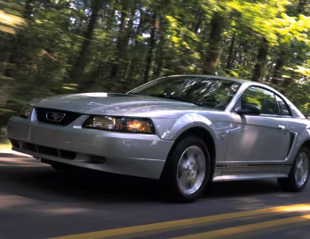 1999–2004 Ford Mustang Coupe (P40)