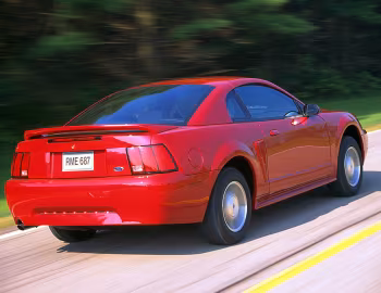 1999–2004 Ford Mustang GT Coupe (P42)