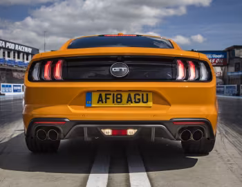Ford Mustang GT Fastback [UK-spec] '2018–23