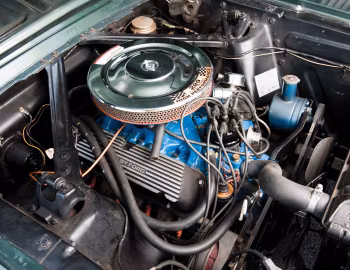 Bajo el capó 1966 Ford Mustang GT Hardtop (65A)