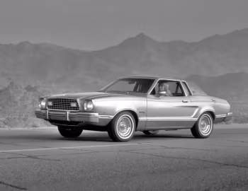 1975 Ford Mustang II Ghia Coupe (60H)