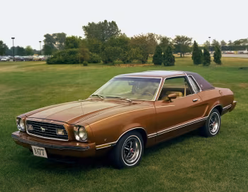 1977 Ford Mustang II V8 Ghia Hardtop