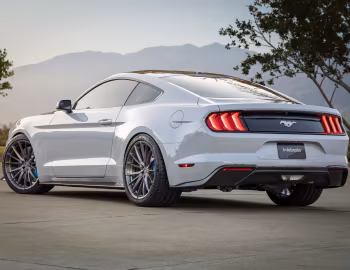Ford Mustang Lithium '11.2019