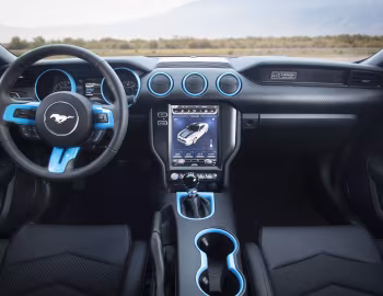 Panel frontal Ford Mustang Lithium '11.2019