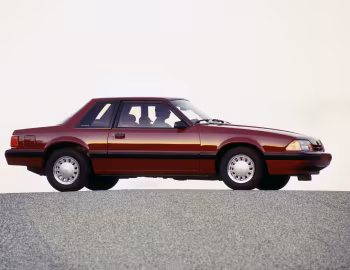 1990 Ford Mustang LX 2-door Sedan (66B)