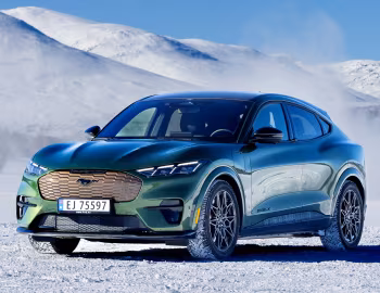 Ford Mustang Mach-E GT Bronze Pack [EU-spec] '2024–pr.