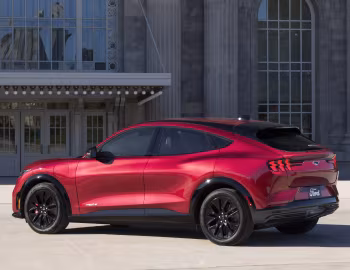 2025–pr. Ford Mustang Mach-E Premium Sport Appearance Package [North America] '2024–pr.