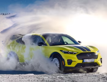 Ford Mustang Mach-E Rally [EU-spec] '2024–pr.