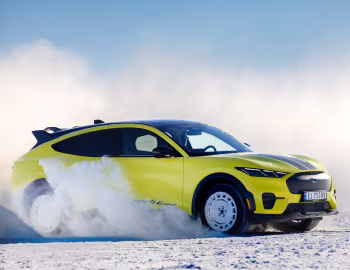 Ford Mustang Mach-E Rally [EU-spec] '2024–pr.