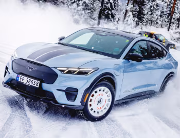 Ford Mustang Mach-E Rally [EU-spec] '2024–pr.