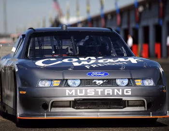 Ford Mustang NASCAR Nationwide Series Race Car '2010–pr.