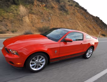 2011–12 Ford Mustang V6 '2010–12