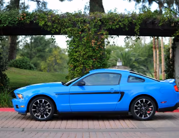 2011–12 Ford Mustang V6 '2010–12