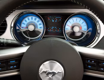 Torpedo 2010 Ford Mustang V6 '2009–10