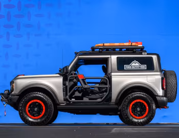 Ford Outfitters Off-Road Wheeling and Beyond Bronco '11.2021