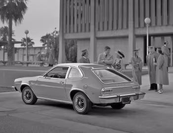 1976 Ford Pinto Runabout with Luxury Decor Group (11 64В)