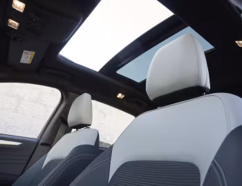 Interior Ford Kuga Plug-In Hybrid "Sound Edition" [EU-spec] '2025–pr.
