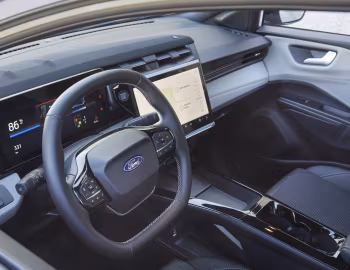 Panel frontal Ford Puma Gen-E "Sound Edition" [EU-spec] '2025–pr.