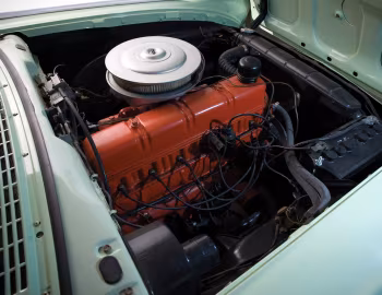 Bajo el capó 1957 Ford Ranch Wagon