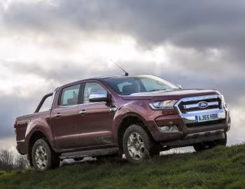 Ford Ranger Limited Double Cab [UK-spec] '2015–18
