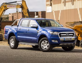 Ford Ranger Limited Double Cab [UK-spec] '2015–18