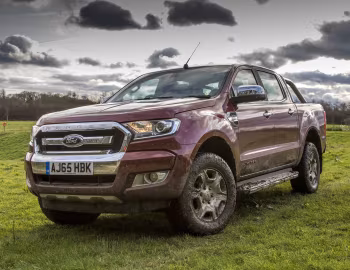 Ford Ranger Limited Double Cab [UK-spec] '2015–18