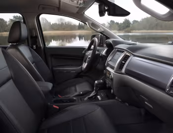 Interior Ford Ranger Limited Double Cab [EU-spec] '2019–22