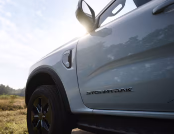 Ford Ranger Stormtrak PHEV [EU-spec] '2025–pr.