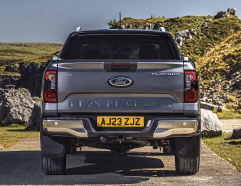 Ford Ranger Platinum Double Cab [UK-spec] '2023–pr.