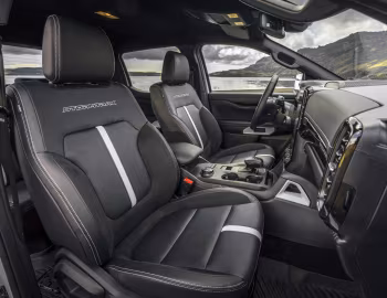 Interior Ford Ranger Stormtrak PHEV [EU-spec] '2025–pr.