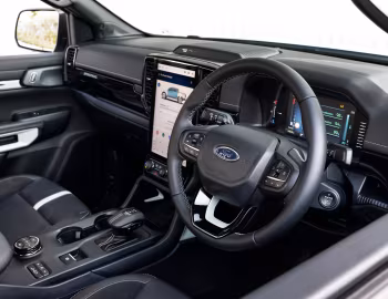 Interior Ford Ranger Stormtrak PHEV [Australia] '2025–pr.