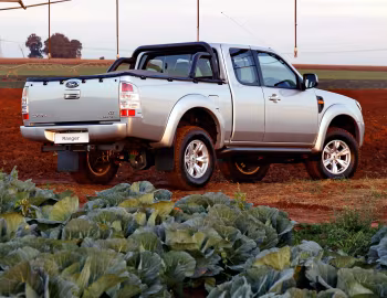 Ford Ranger SuperCab [South Africa] '2010–11