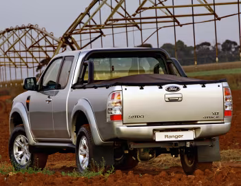 Ford Ranger SuperCab [South Africa] '2010–11