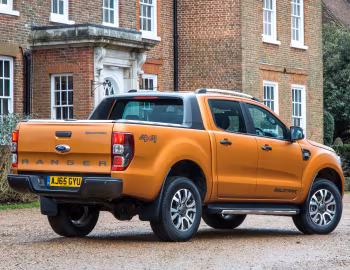 Ford Ranger Wildtrak Double Cab [UK-spec] '2015–18