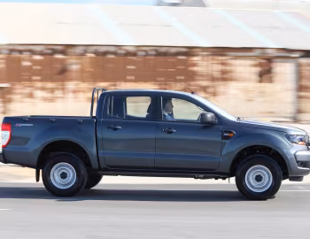 Ford Ranger XL Double Cab [Australia] '2015–18